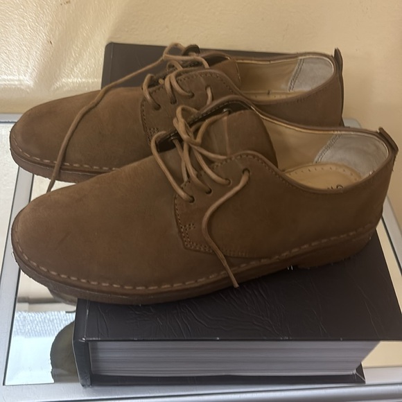 Men Clark’s walllaby - Picture 2 of 5